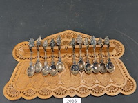 Antiek kerfsnee lepelrek met lepeltjes