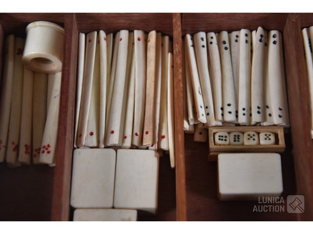 Antiek mahjong spel - afbeelding 7 van  10