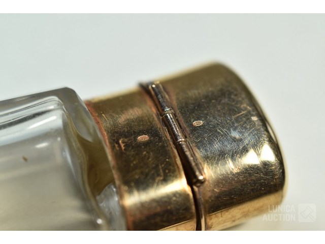 Antiek parfumflesje - afbeelding 5 van  6