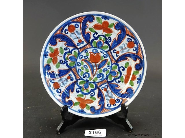 Antiek polychrome delfts aardewerk bord uit de 18e eeuw (vermoedelijk afkomstig van plateelbakkerij de paauw) - afbeelding 1 van  5