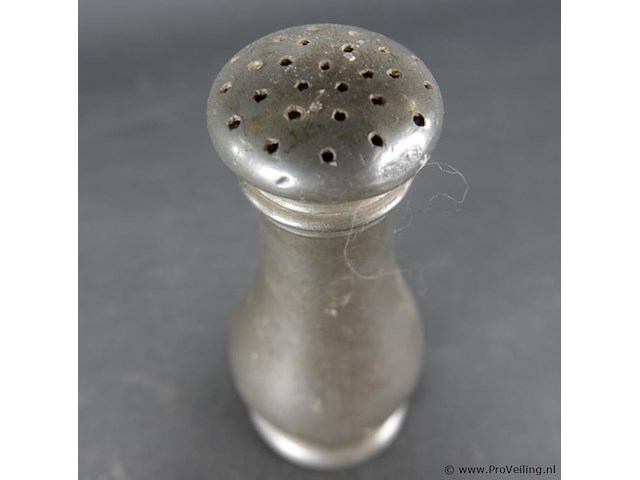 Antiek tinnen strooier - afbeelding 2 van  5