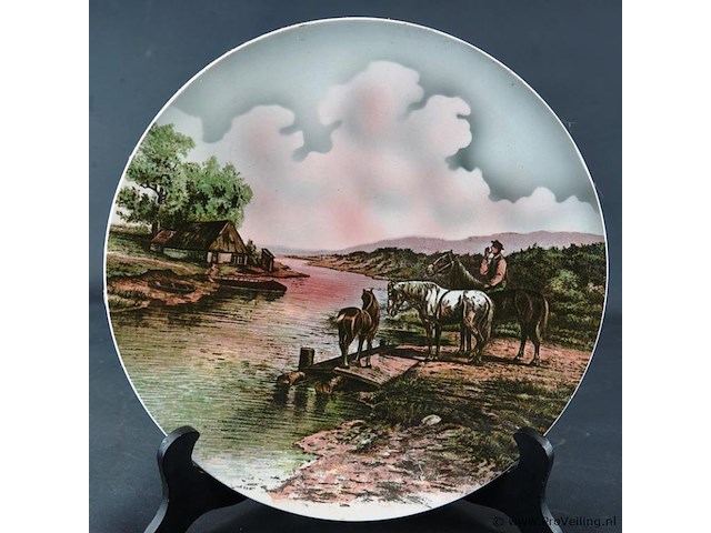 Antiek villeroy & boch wandbord met een landschap en paarden - afbeelding 2 van  5
