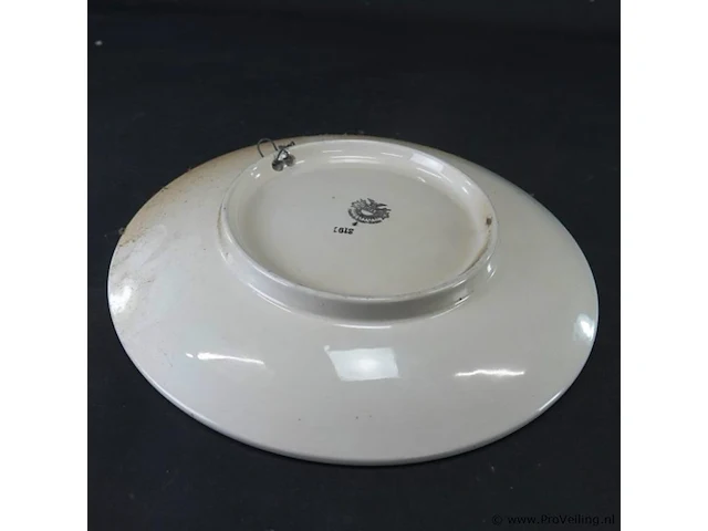 Antiek villeroy & boch wandbord met een landschap en paarden - afbeelding 4 van  5