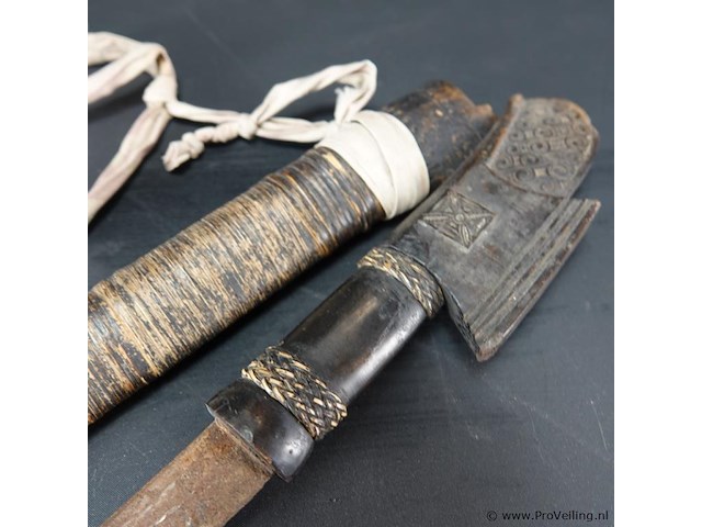 Antiek zwaard - afbeelding 2 van  5