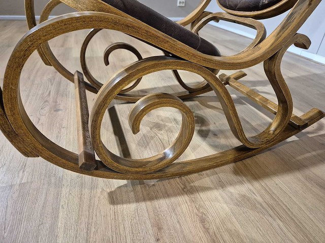 Antieke - klassieke - schommelstoel - afbeelding 6 van  11