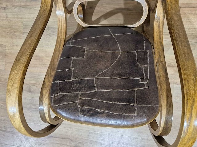 Antieke - klassieke - schommelstoel - afbeelding 8 van  11
