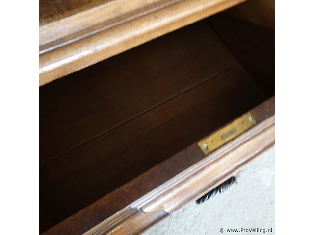 Antieke (1820-1880) massief eiken met fraai snijwerk duitse grunderkaste - afbeelding 7 van  18