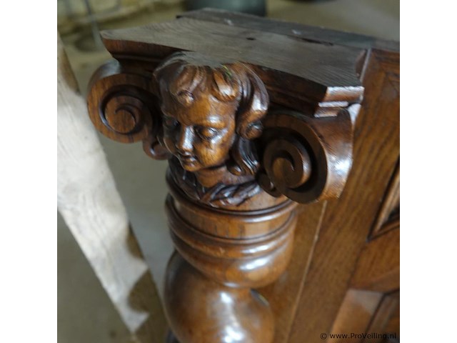 Antieke (1820-1880) massief eiken met fraai snijwerk duitse grunderkaste - afbeelding 9 van  18