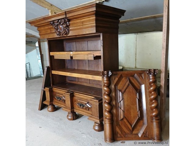 Antieke (1820-1880) massief eiken met fraai snijwerk duitse grunderkaste - afbeelding 12 van  18