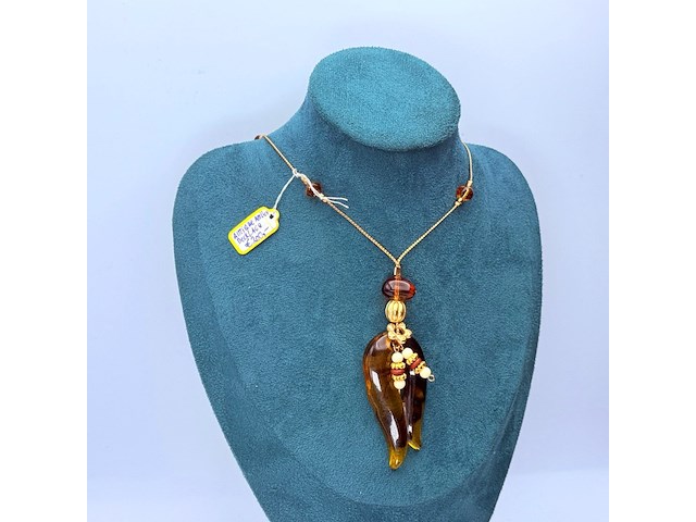 Antieke amber pendant collier - afbeelding 1 van  4