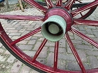 Antieke autowagen - afbeelding 9 van  21