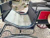 Antieke autowagen - afbeelding 10 van  21