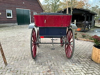 Antieke autowagen - afbeelding 16 van  21