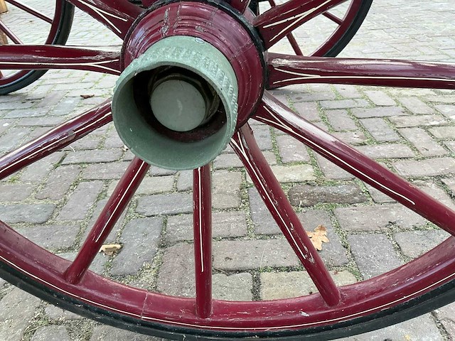 Antieke autowagen - afbeelding 21 van  21