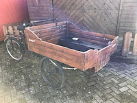 Antieke bakfiets