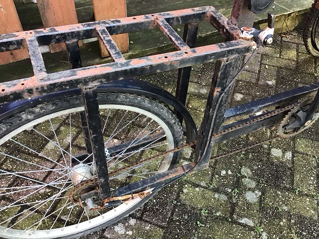 Antieke bakfiets - afbeelding 5 van  8