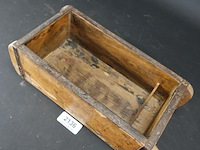 Antieke baksteenmal - afbeelding 3 van  5