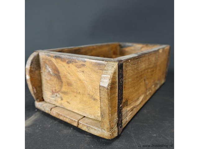 Antieke baksteenmal - afbeelding 4 van  5