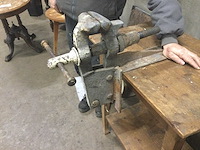 Antieke bankschroef - afbeelding 3 van  3