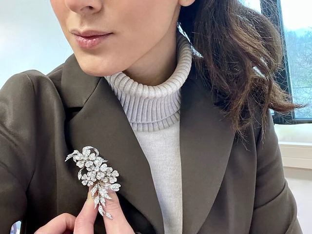 Antieke broche met diamanten 12.00 carat - afbeelding 4 van  11