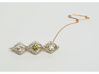 Antieke broche met old cut diamanten en zeldzame demantoiet - afbeelding 4 van  5
