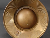 Antieke brons/koper luciferhouder met een geïntegreerde asbak - afbeelding 5 van  5