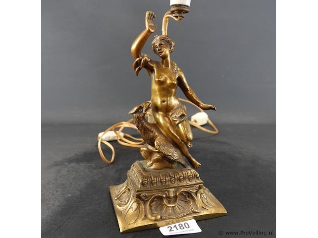 Antieke bronzen lampvoet - afbeelding 2 van  5