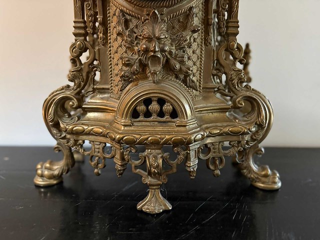 Antieke bronzen tafelklok - afbeelding 5 van  9