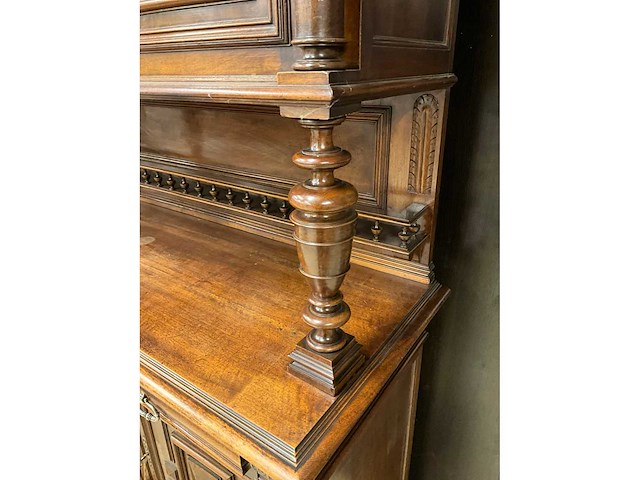 Antieke buffetkast - afbeelding 1 van  7