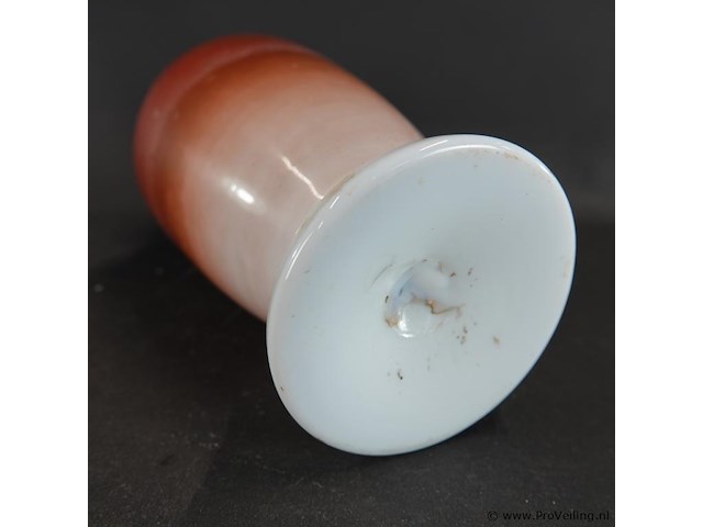 Antieke (ca. 1880) handbeschilderde opaline vaas - afbeelding 5 van  5