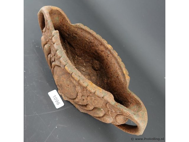Antieke ( ca. 1900) franse ijzeren jardinière - afbeelding 3 van  5