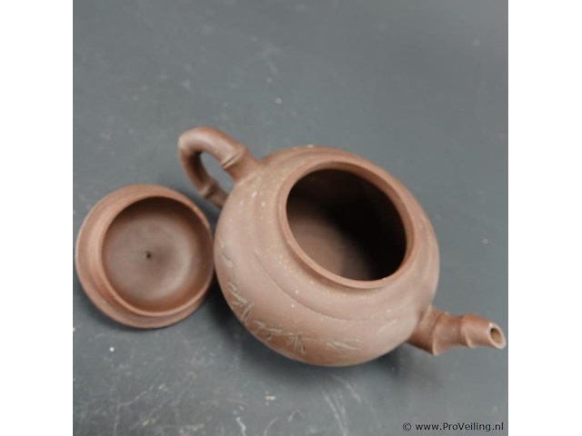 Antieke chinese yixing zisha theepotzisha - afbeelding 4 van  5