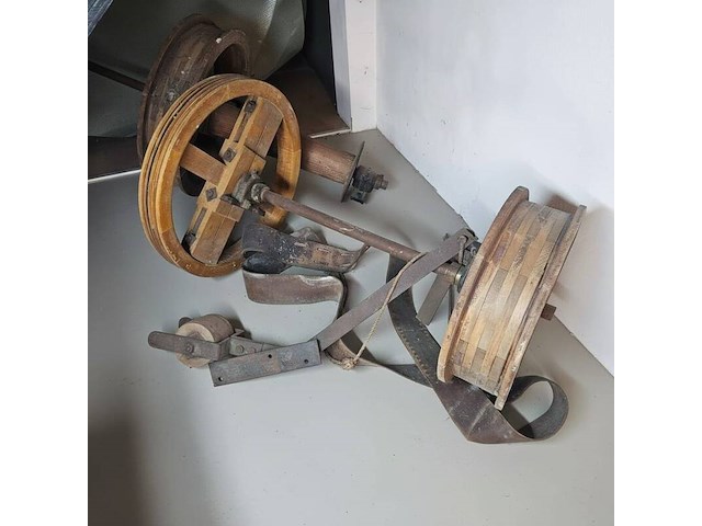 Antieke decoratie, decor, bruin - afbeelding 1 van  1