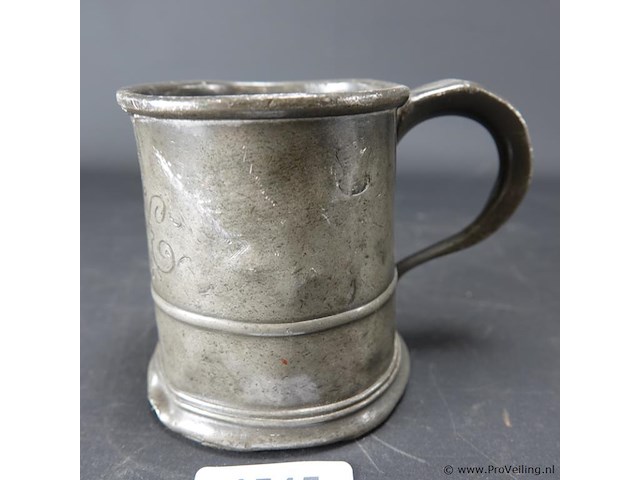 Antieke doorleefde tinnen kroes - afbeelding 1 van  5