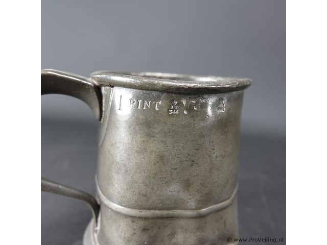 Antieke doorleefde tinnen kroes - afbeelding 4 van  5