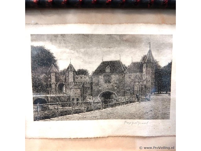 Antieke druk koppelpoort in amersfoort - afbeelding 2 van  5