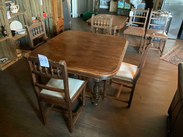 Antieke eethoek met 4 stoelen - afbeelding 1 van  3