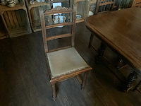 Antieke eethoek met 4 stoelen - afbeelding 2 van  3