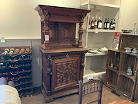 Antieke eiken beeldenkast - afbeelding 1 van  4