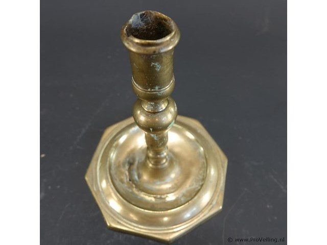 Antieke geelkoperen of bronzen barok kandelaar - afbeelding 3 van  5