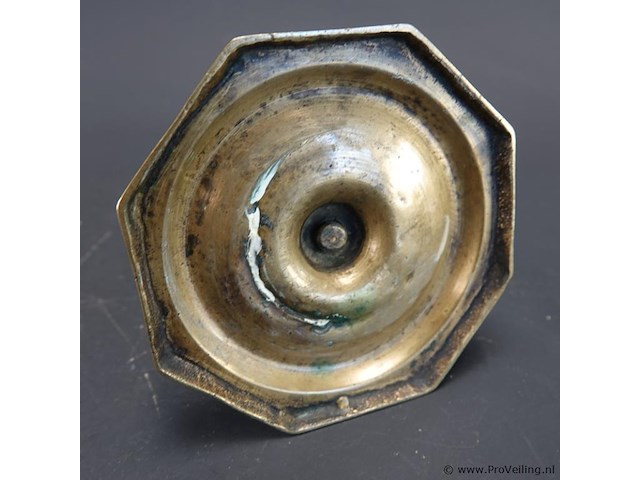 Antieke geelkoperen of bronzen barok kandelaar - afbeelding 5 van  5