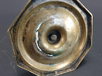 Antieke geelkoperen of bronzen barok kandelaar - afbeelding 5 van  5