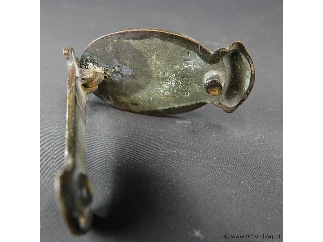 Antieke gietijzeren schoenpoetshouder of deurklopper die "sam weller" uitbeeldt, een bekend personage uit charles dickens' "the pickwick papers" - afbeelding 5 van  5