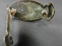 Antieke gietijzeren schoenpoetshouder of deurklopper die "sam weller" uitbeeldt, een bekend personage uit charles dickens' "the pickwick papers" - afbeelding 5 van  5