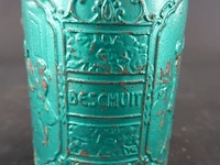 Antieke groene metalen beschuitbus met reliëfwerk en de tekst "beschuit" - afbeelding 3 van  6