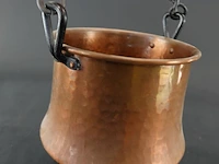 Antieke handgehamerde koperen ketel - afbeelding 3 van  5