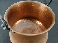 Antieke handgehamerde koperen ketel - afbeelding 4 van  5
