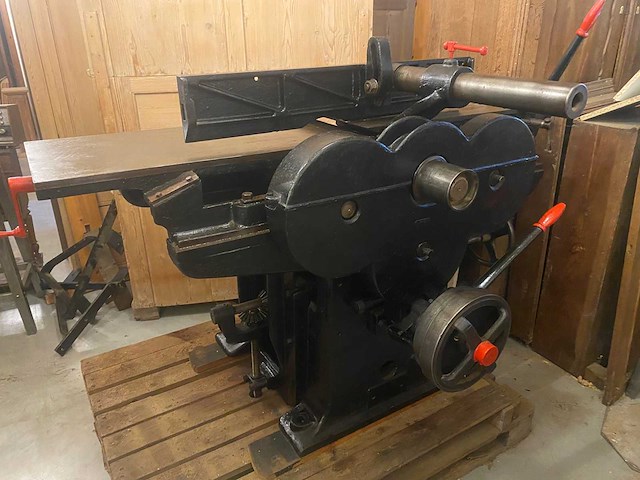 Antieke hout en metaalbewerkingsmachine (8x) - afbeelding 8 van  12