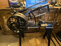 Antieke hout en metaalbewerkingsmachine (8x)