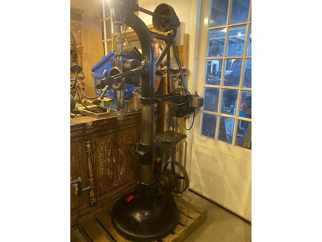 Antieke hout en metaalbewerkingsmachine (8x) - afbeelding 5 van  12